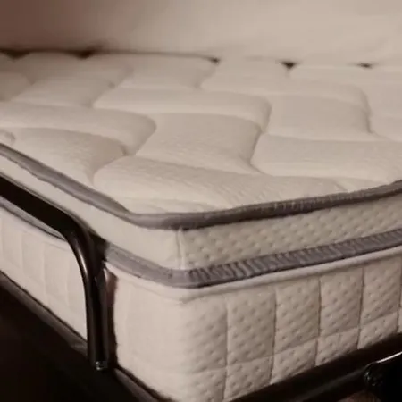 Sainte Cecile: 2ch 6/7 Pers