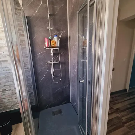 Sainte Cécile: 2ch 6/7 Pers Camiers