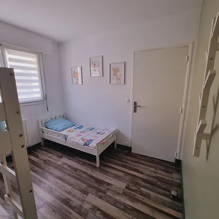 Sainte Cecile: 2ch 6/7 Pers